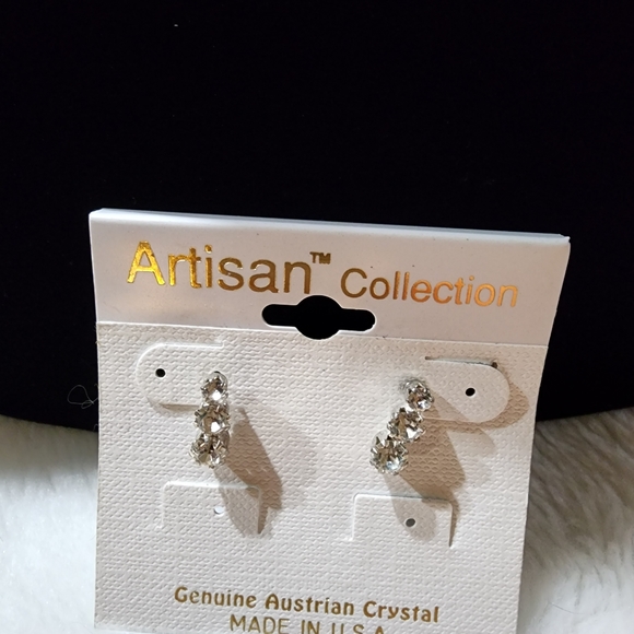 Artisan Collection 2 pair earrings genuine Austrian Crystals silver tone US Made - Picture 3 of 7